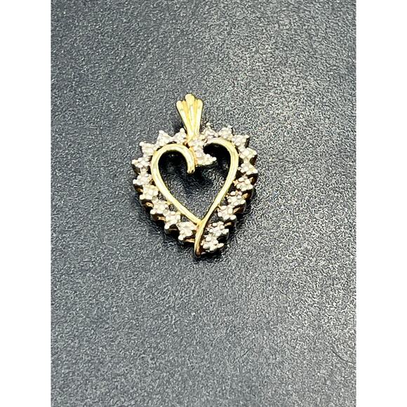 JCM Jacmel 10K Yellow Gold Diamond Accent Heart Pendant Charm Wife Mom Gift - Picture 3 of 8